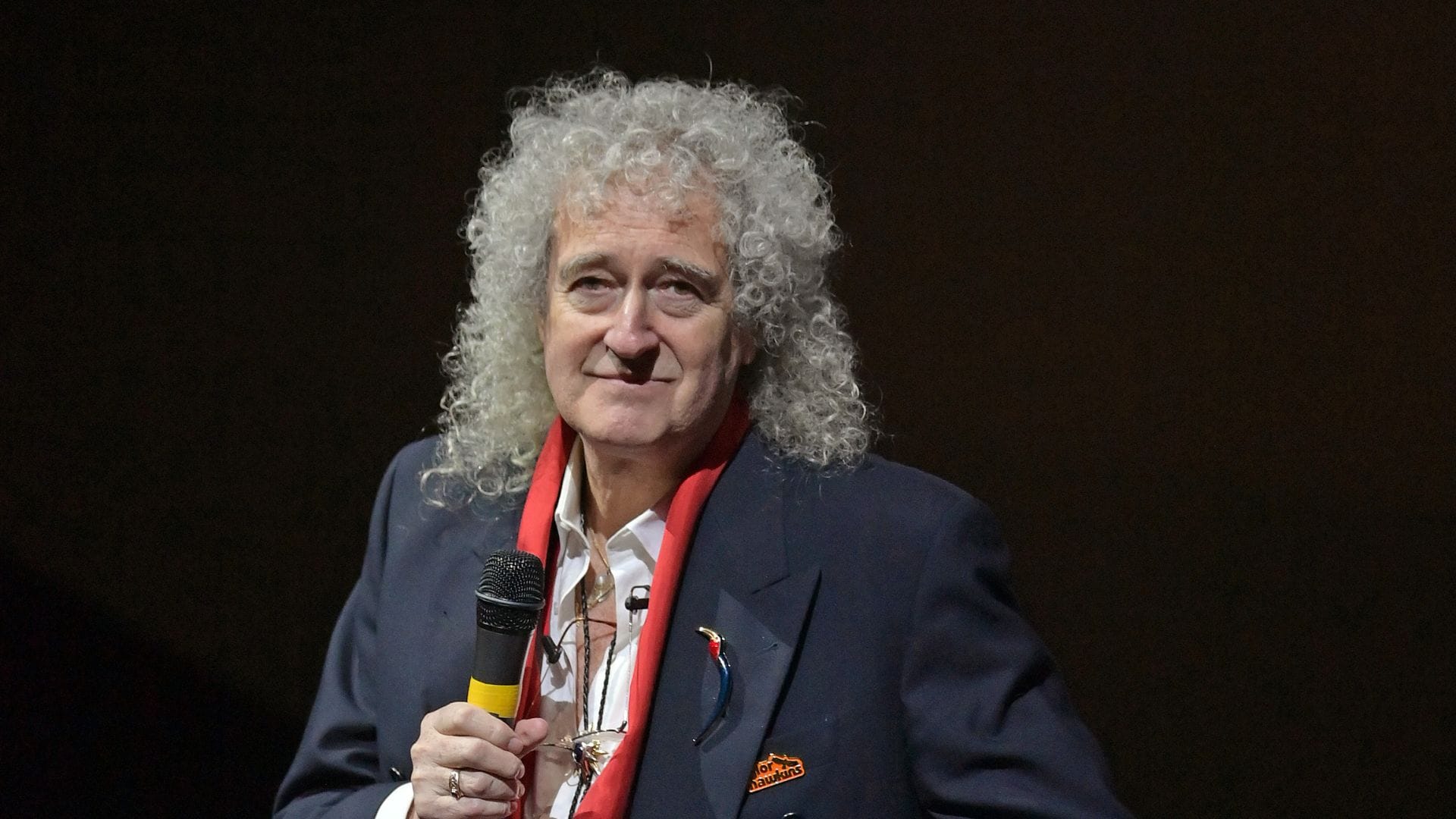 Brian May critica biografias dos Beatles em quatro filmes