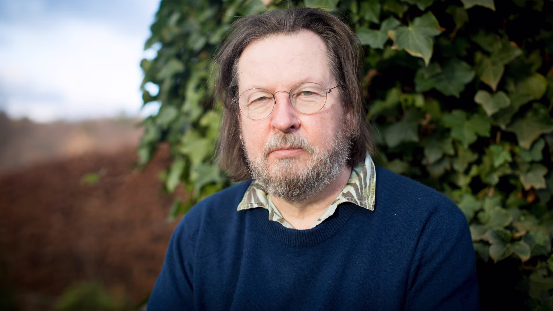 Lars von Trier se muda para centro de cuidados após diagnóstico de Parkinson