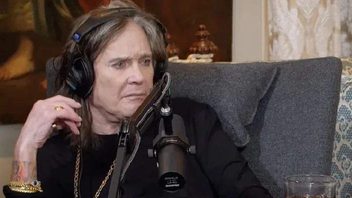 Ozzy Osbourne se prepara para o adeus ao Black Sabbath com voz intacta, mas limitações físicas