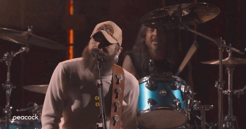 Nirvana e Post Malone tocam juntos em evento
