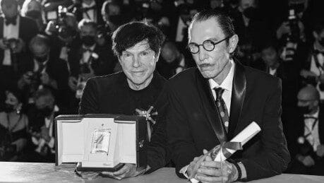 Sparks lança nova música e vídeo com mensagem peculiar sobre perigos urbanos