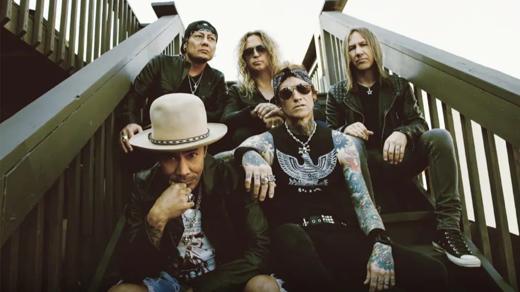 Buckcherry anuncia novo álbum “Roar Like Thunder” com clipe da faixa-título
