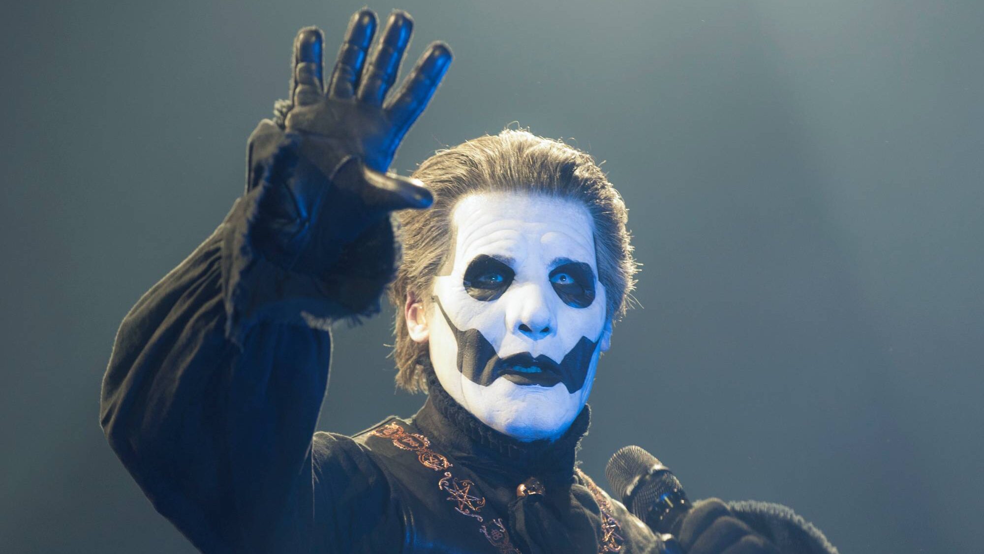 Ghost anuncia novo personagem, Papa V Perpetua, com teaser misterioso