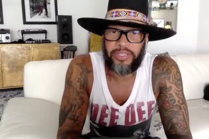 Guns N’ Roses confirma saída do baterista Frank Ferrer após 19 anos