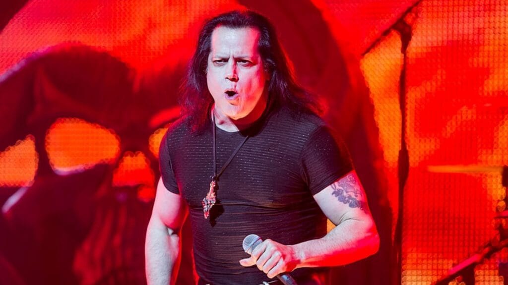 Glenn Danzig critica bandas que voltam após turnês de despedida