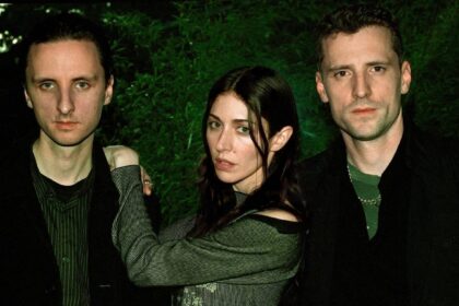 These New Puritans anunciam ‘Crooked Wing’ e lançam single com Caroline Polachek