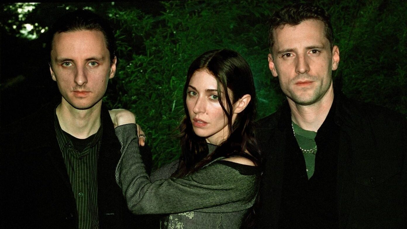 These New Puritans anunciam ‘Crooked Wing’ e lançam single com Caroline Polachek