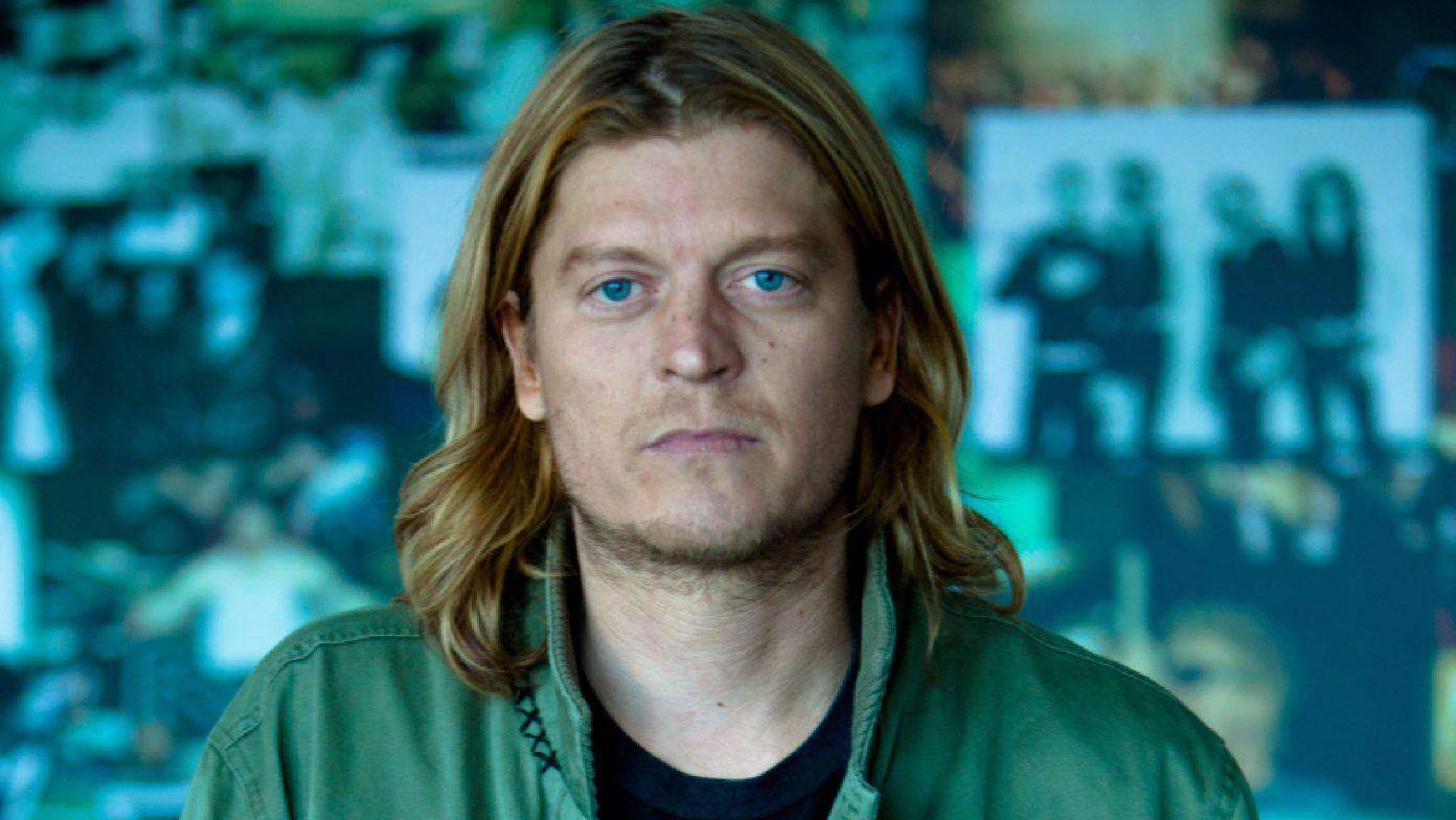 Wes Scantlin, vocalista do Puddle of Mudd, é preso na Califórnia por violência doméstica e posse de drogas