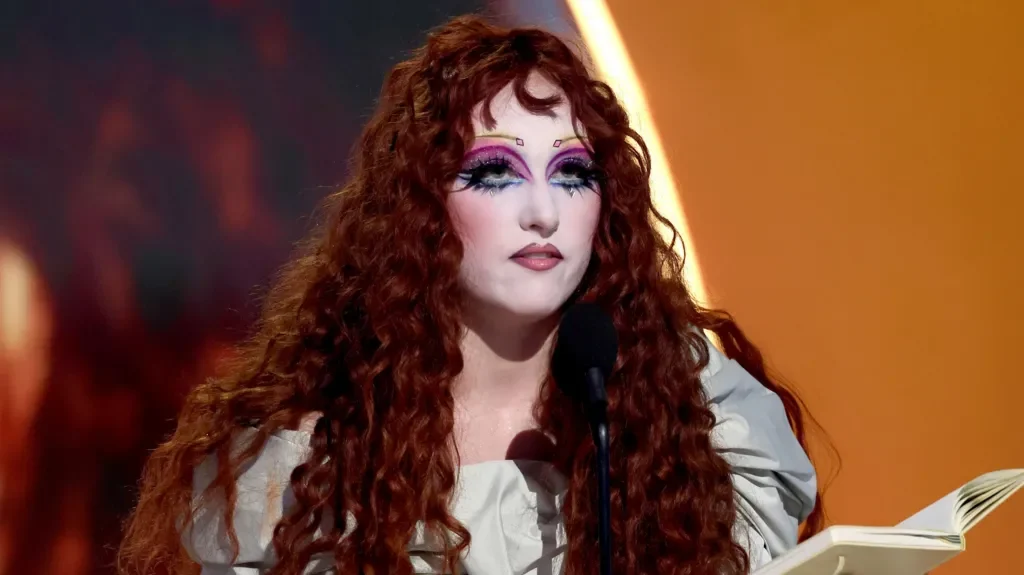 Chappell Roan revela SZA como sua colaboradora dos sonhos em declaração