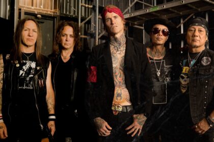 Buckcherry lança vídeo oficial ao vivo de “Blackout” do álbum “Roar like thunder”