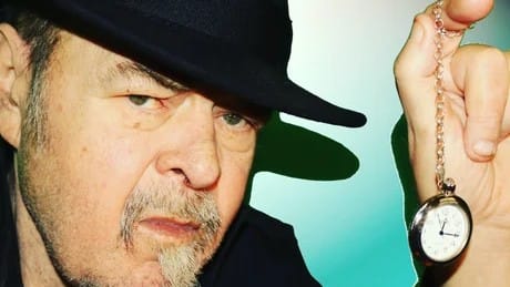 Morre David Thomas, vocalista do Pere Ubu e pioneiro do art punk, aos 71 anos