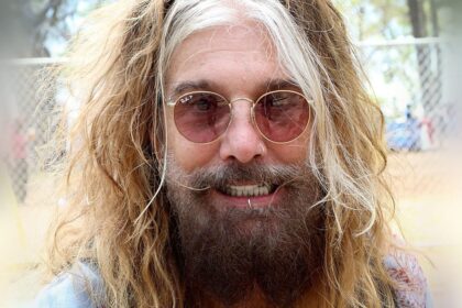John Corabi assina contrato para lançar novo álbum solo