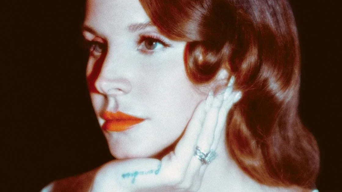 Lana Del Rey divulga novo single ‘Bluebird’
