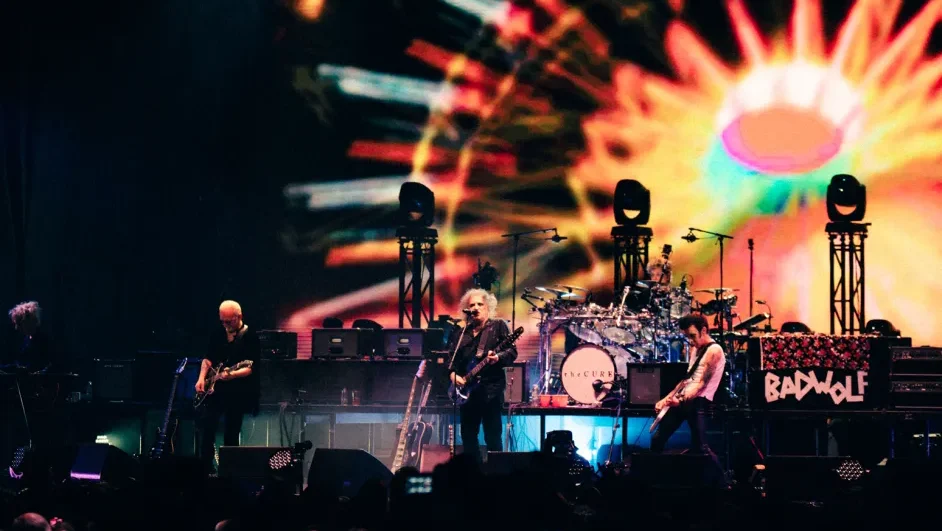 The Cure anuncia álbum de remixes com nomes como Four Tet, Chino Moreno e Mogwai