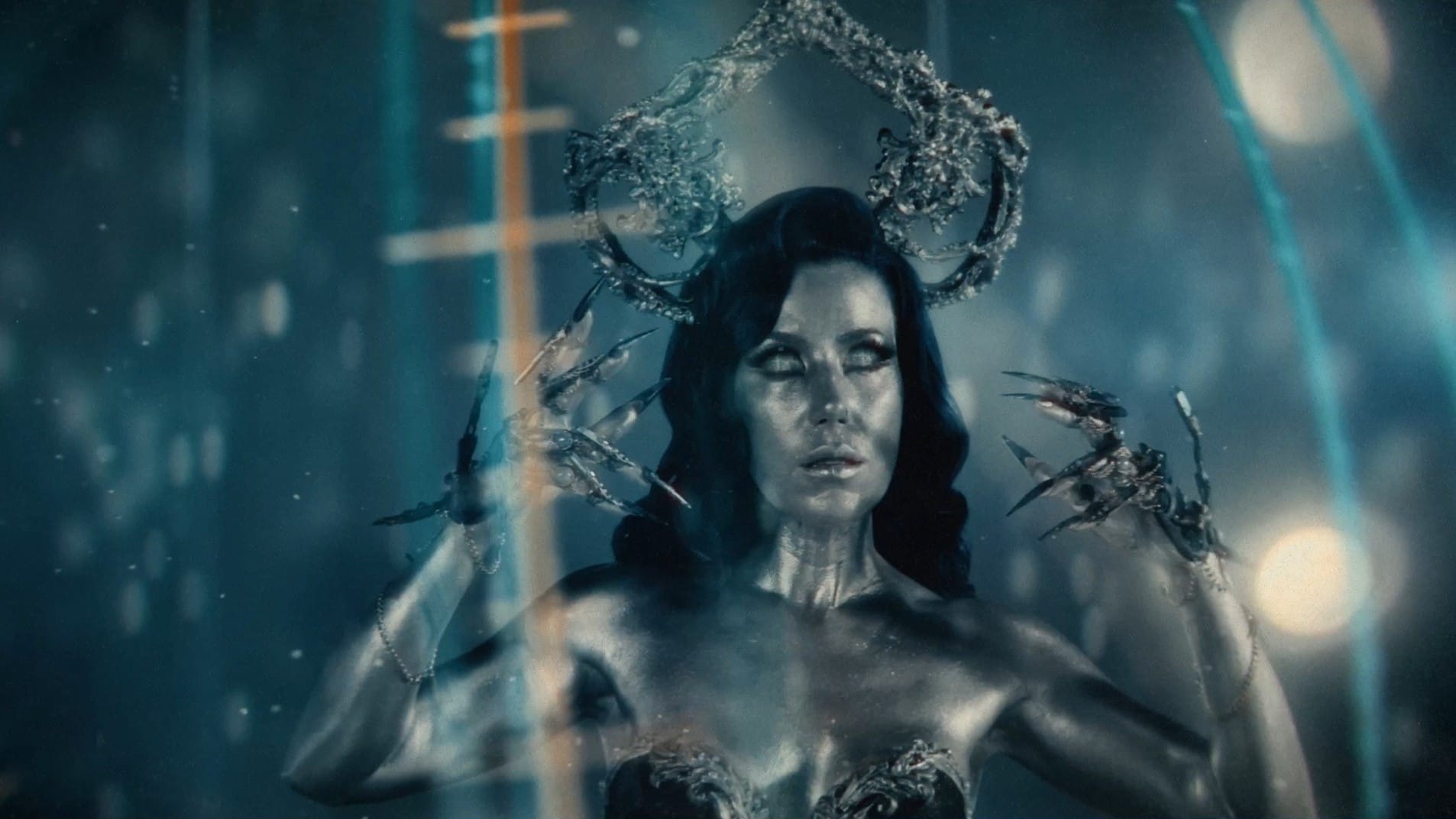 Arch Enemy lança clipe de A Million Suns