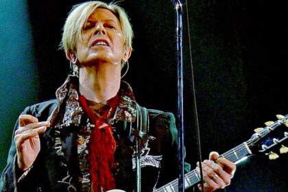Quando David Bowie atendeu a um pedido da mãe