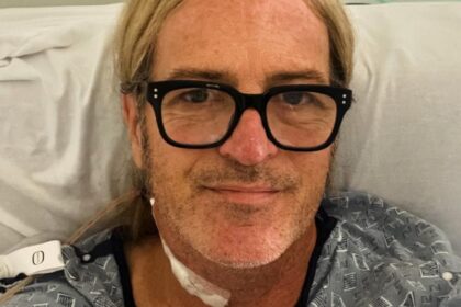 Doug Aldrich fala sobre recuperação após tratamento contra câncer de garganta