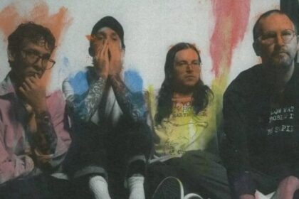 Hotline TNT anuncia novo álbum “Raspberry Moon” com a faixa “Julia’s War”