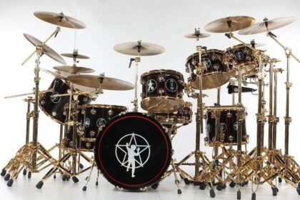 Bateria DW R30 homenageia Neil Peart e volta ao mercado por valor milionário