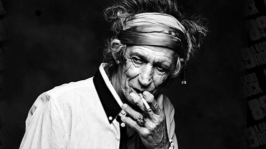 Keith Richards relembra como gravou “Happy” antes que Mick Jagger tomasse a música