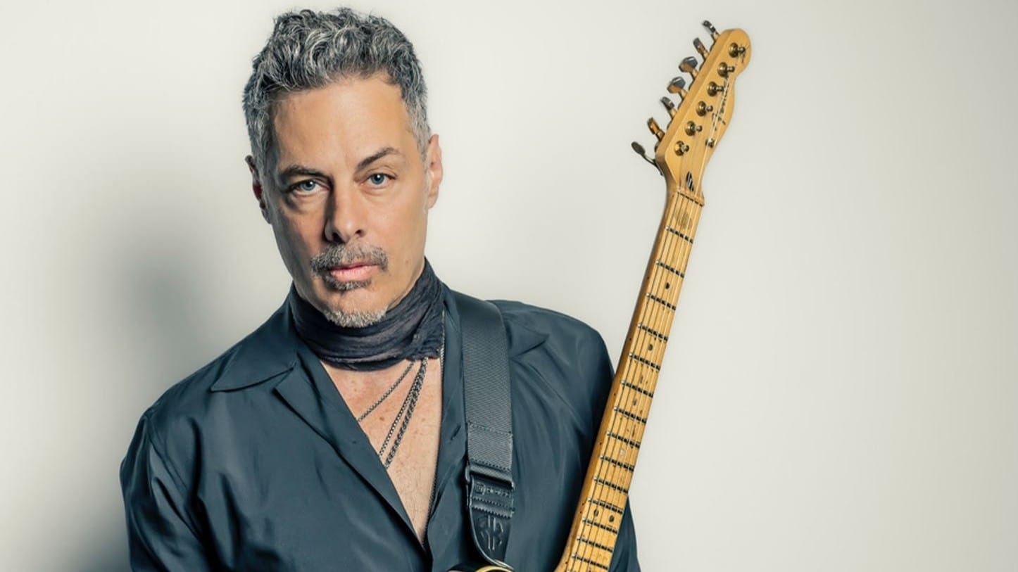 Richie Kotzen relembra convite para o Nine Inch Nails e como o Poison afetou sua carreira