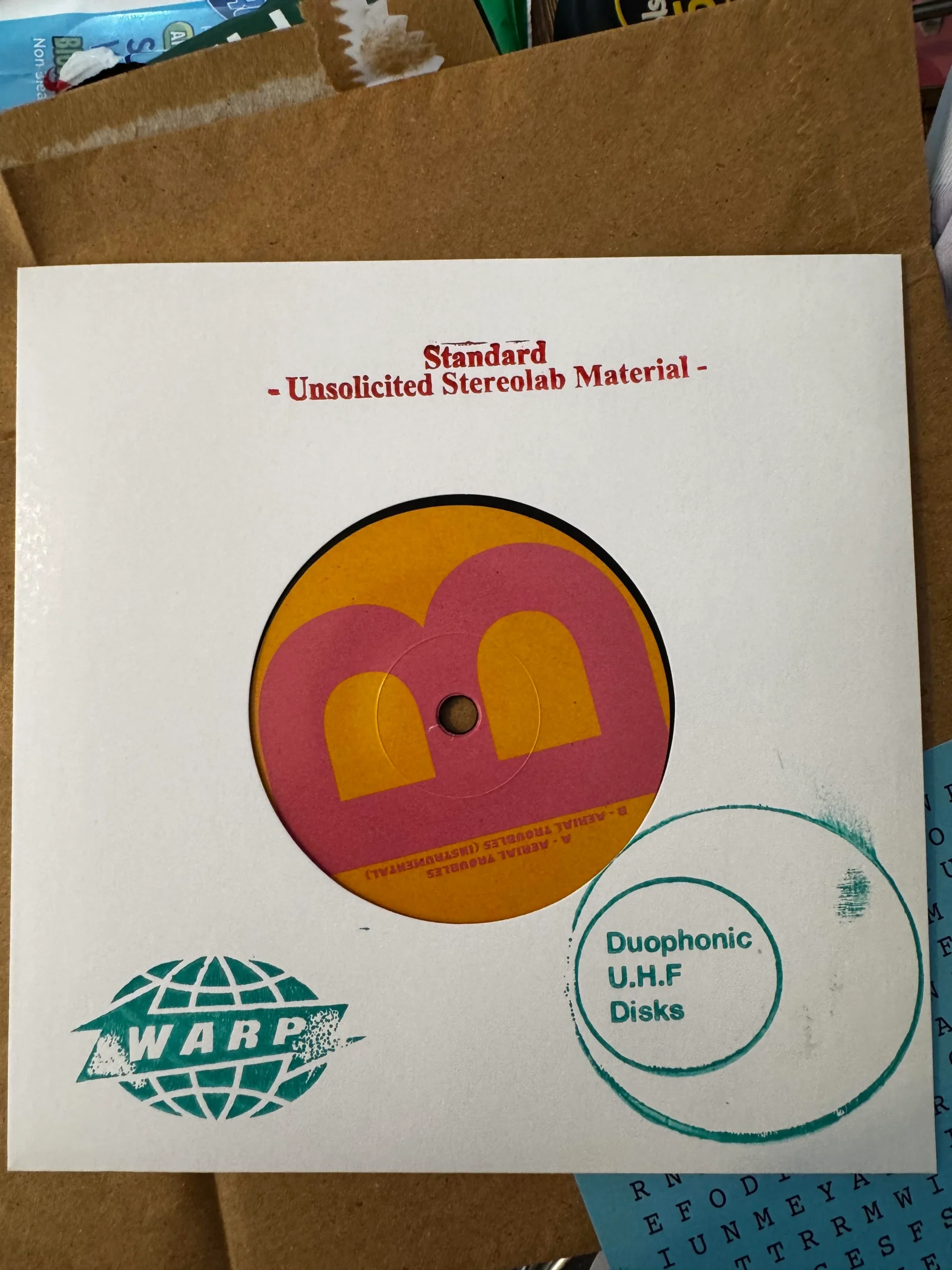 Stereolab lança faixa inédita e gera especulações sobre novo álbum