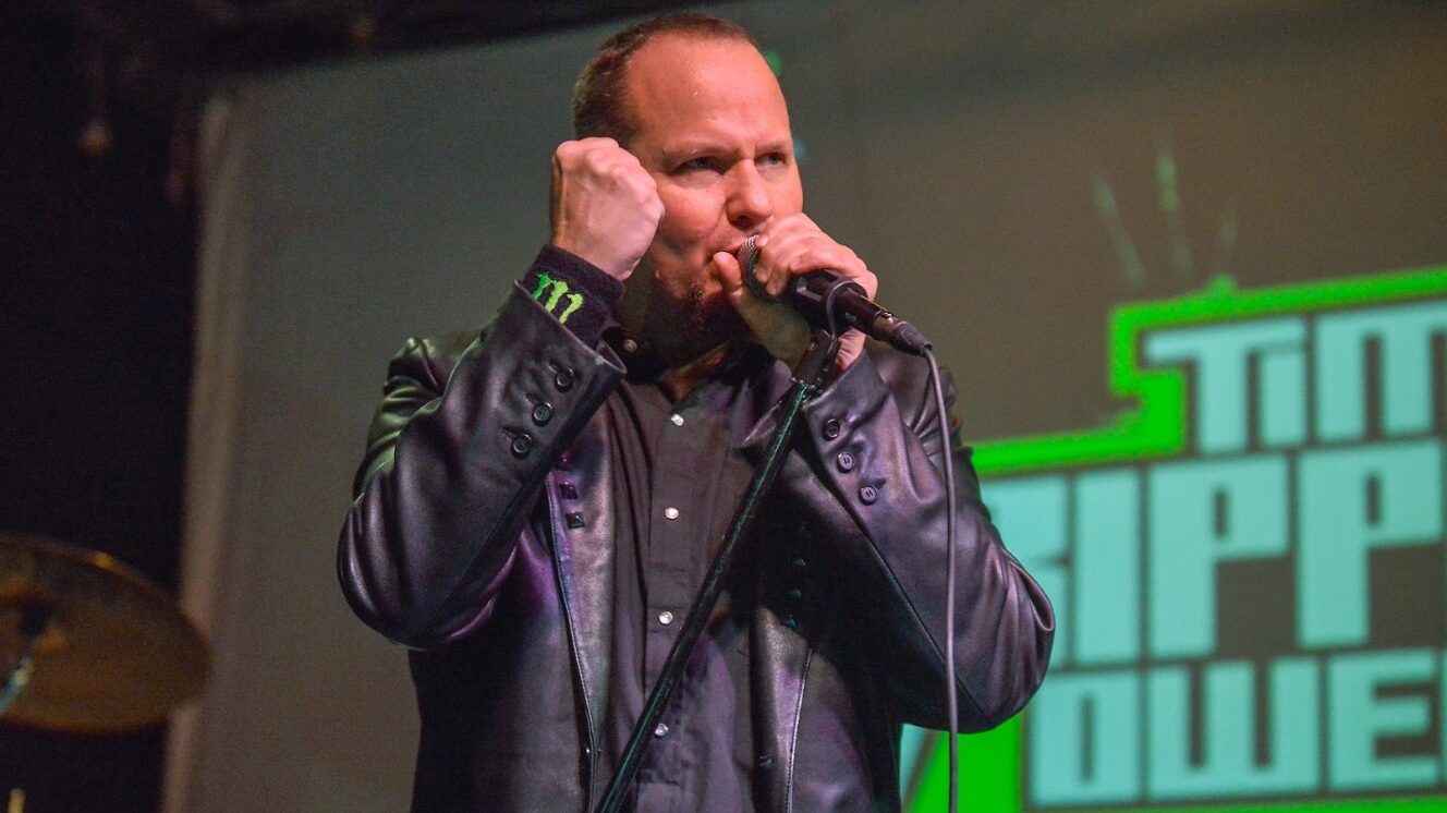 Tim Ripper Owens diz que sua entrada no Judas Priest foi em “pior momento” para o heavy metal