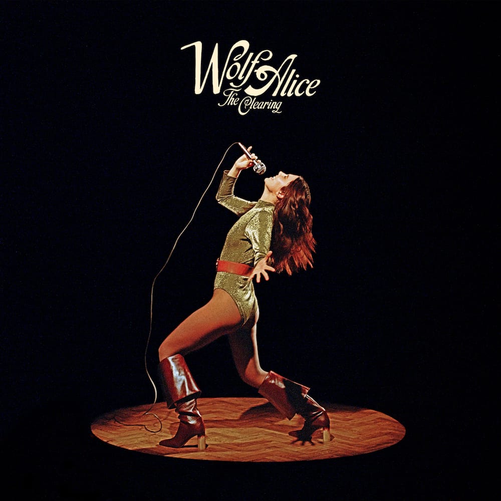 Wolf Alice anuncia novo álbum The Clearing e divulga single Bloom Baby Bloom