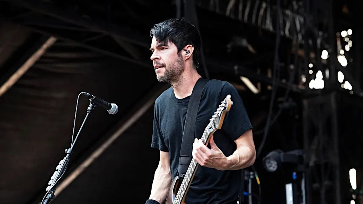 Sam Loeffler, do Chevelle, critica uso de backing tracks em shows: ‘Alguns não estão tocando nada’