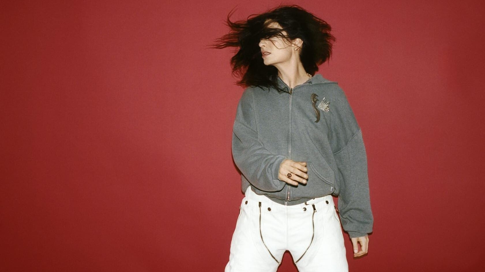 Lorde anuncia novo álbum ‘Virgin’