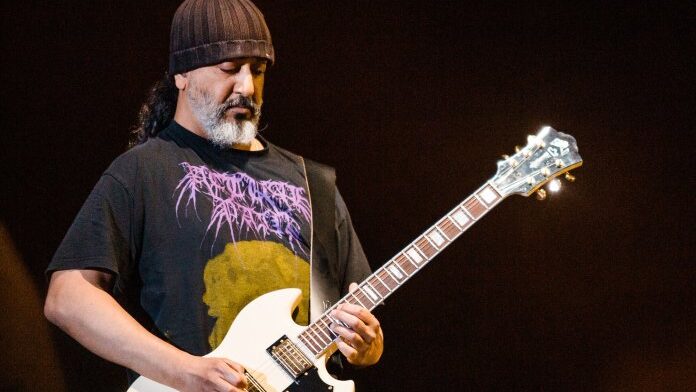 Kim Thayil espera lançar o último álbum do Soundgarden após anos de impasse