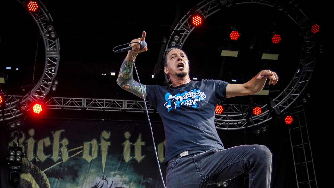 Lou Koller, do Sick Of It All, anuncia recuperação após diagnóstico de câncer