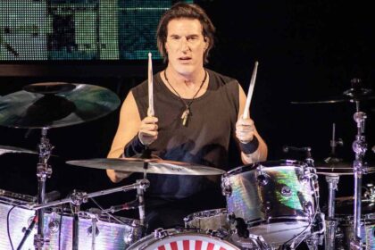 Alice in Chains adia compromissos de maio após problema de saúde com baterista Sean Kinney