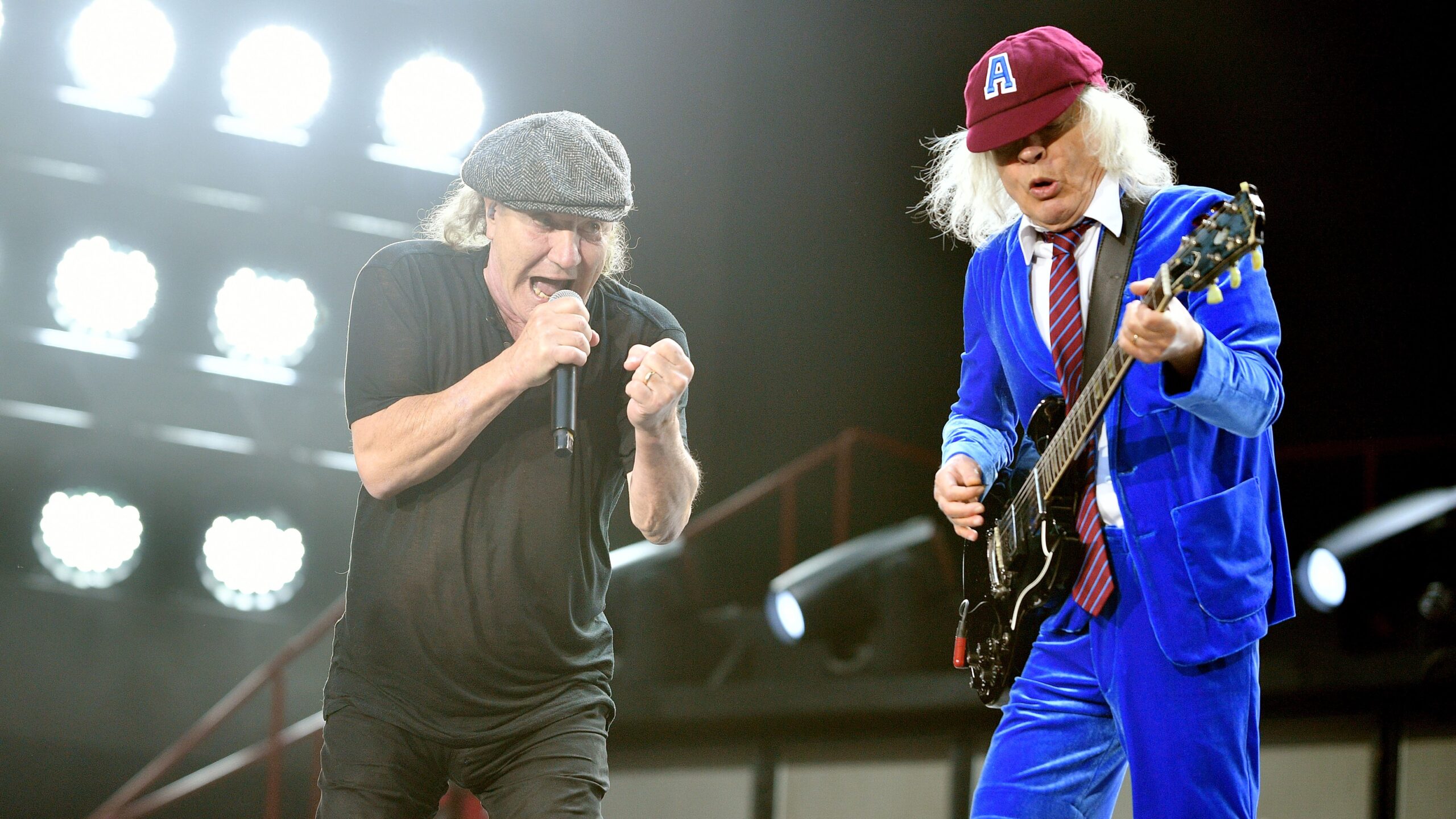 Como troca com Pete Townshend impulsionou retorno do AC/DC