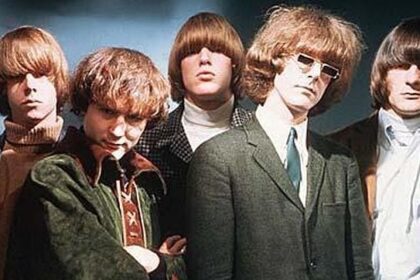 Mr. Tambourine Man, do The Byrds, completa 60 anos.