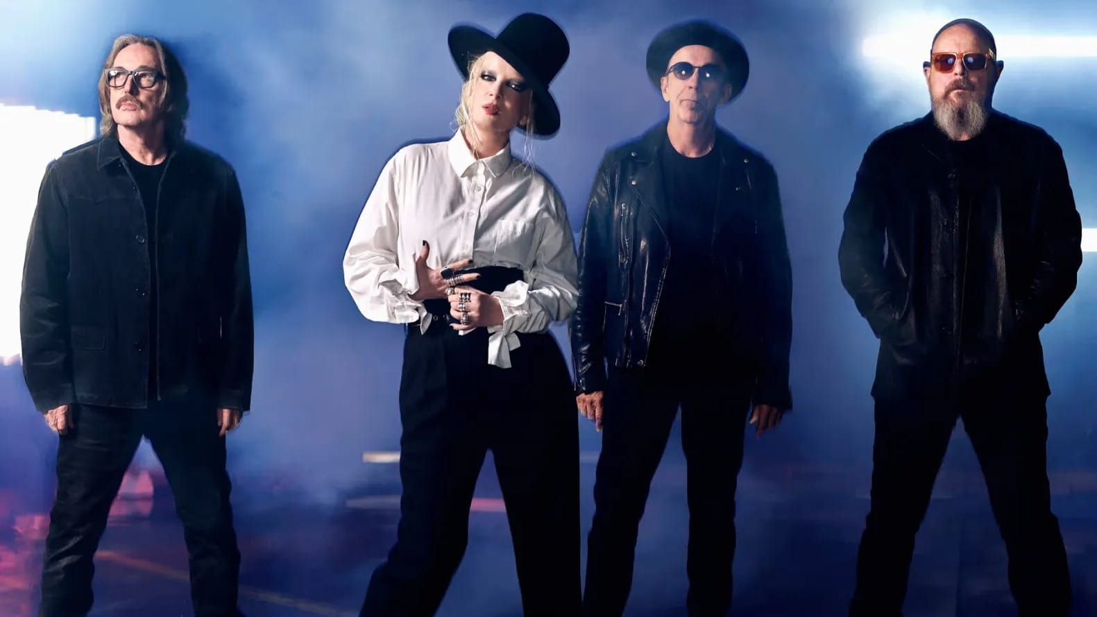 Garbage anuncia novo disco com crítica ácida às estruturas sociais no single “Get out my face aka bad kitty”