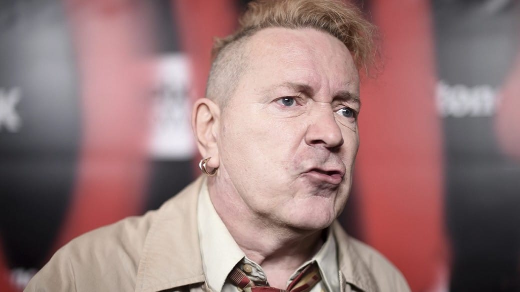 John Lydon questiona permanência dos Rolling Stones nos palcos: “Faltam ideias”