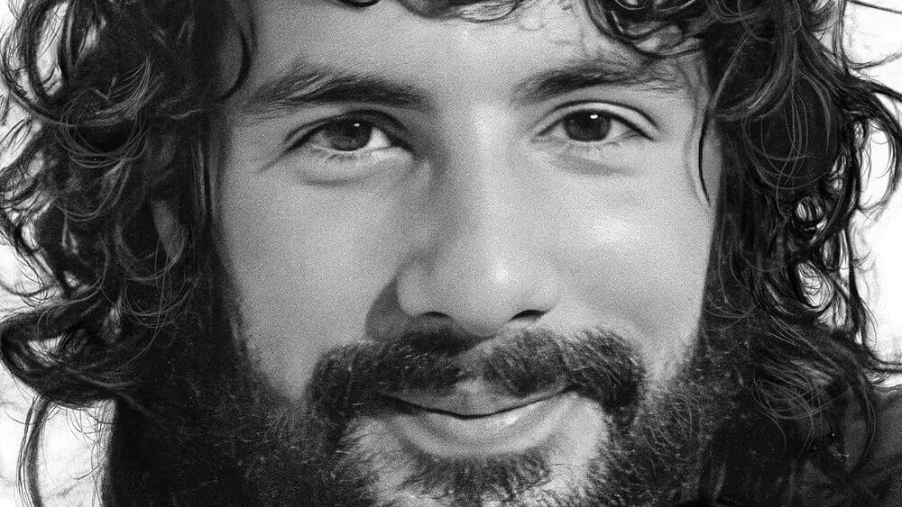 Yusuf / Cat Stevens revela trajetória em autobiografia inédita