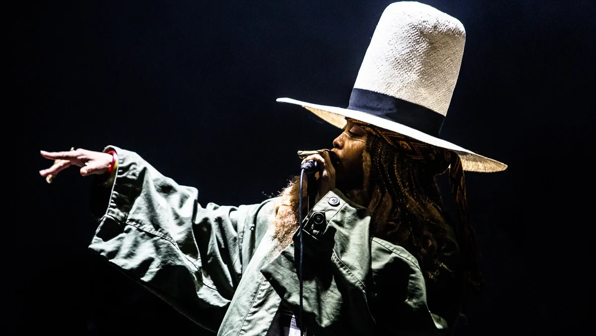 Erykah Badu e The Alchemist: nova parceria em “Next to You”