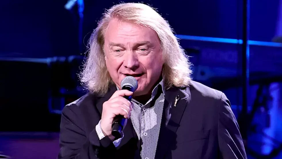“Gostaria de continuar como convidado”, diz Lou Gramm sobre tour do Foreigner