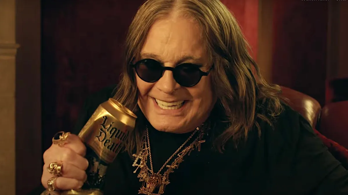 Liquid Death lança latas de chá com DNA de Ozzy Osbourne