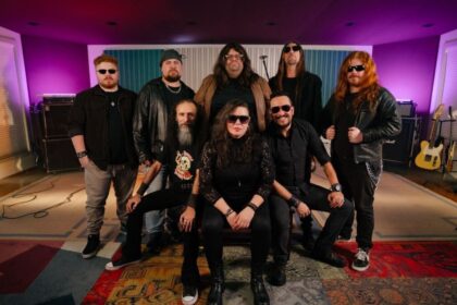 Com 8 integrantes, RockStory divulga o álbum de estreia”Trem de Luz”