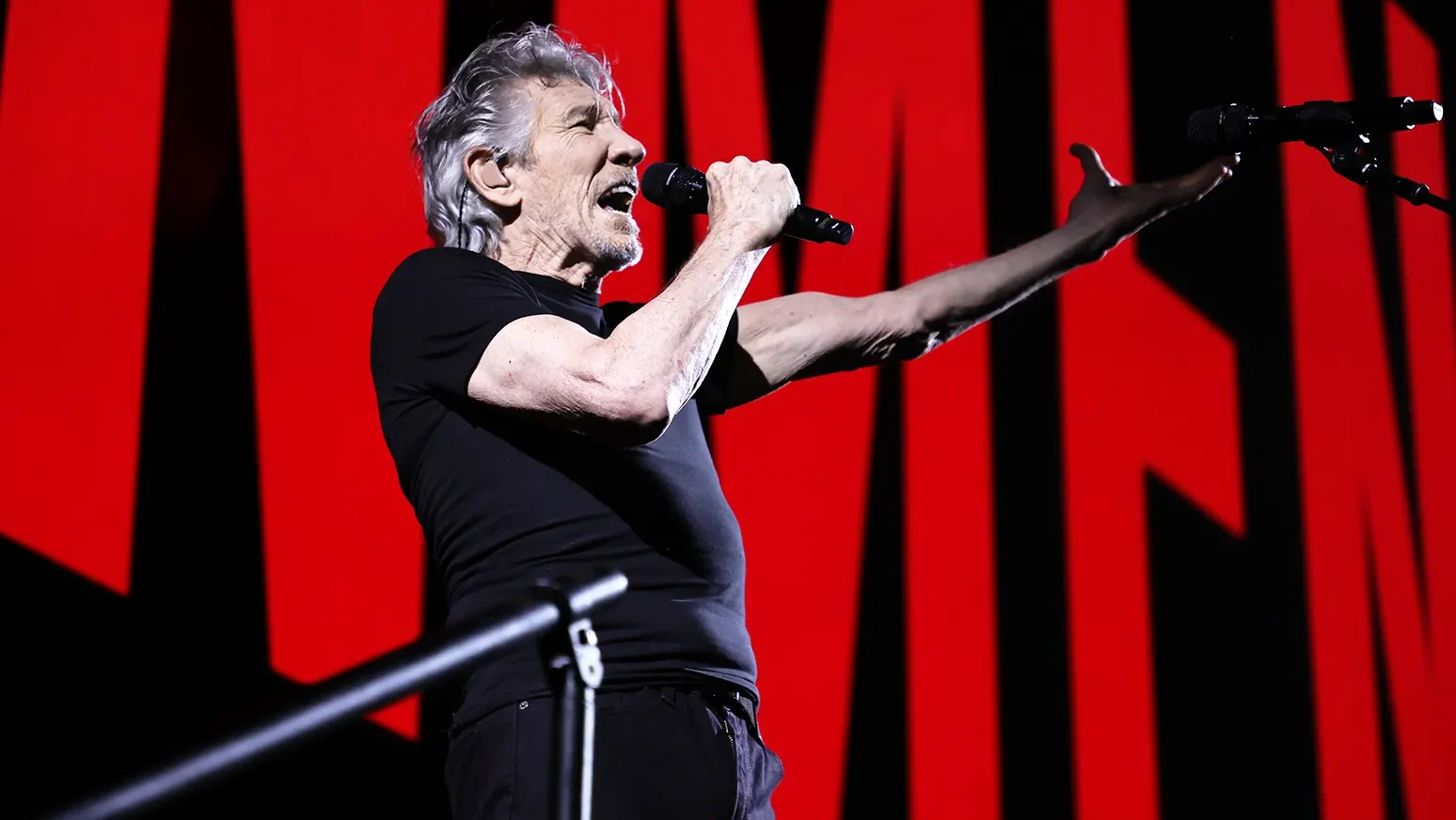 Roger Waters leva turnê ‘This Is Not a Drill’ aos cinemas e lança álbum ao vivo em agosto