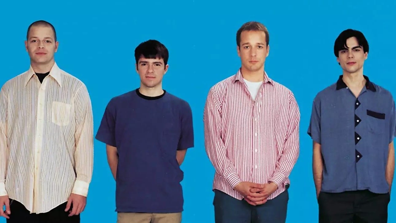 Weezer anuncia novo álbum autointitulado, o “Gold Album”, e lança single com Wednesday