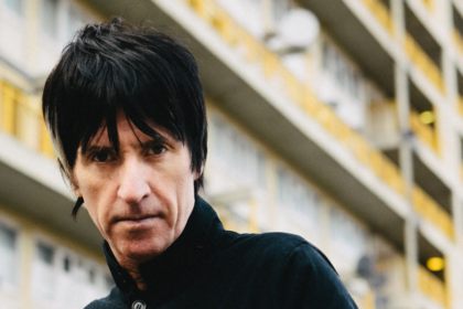 Johnny Marr anuncia álbum ao vivo e reedições da Electronic em vinil