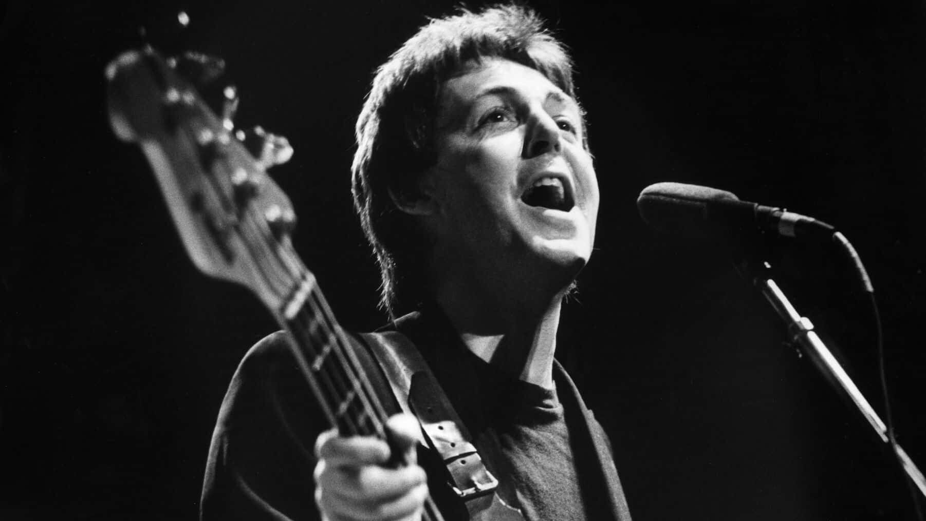 Paul McCartney e Elton John cobram ação de Starmer contra IA