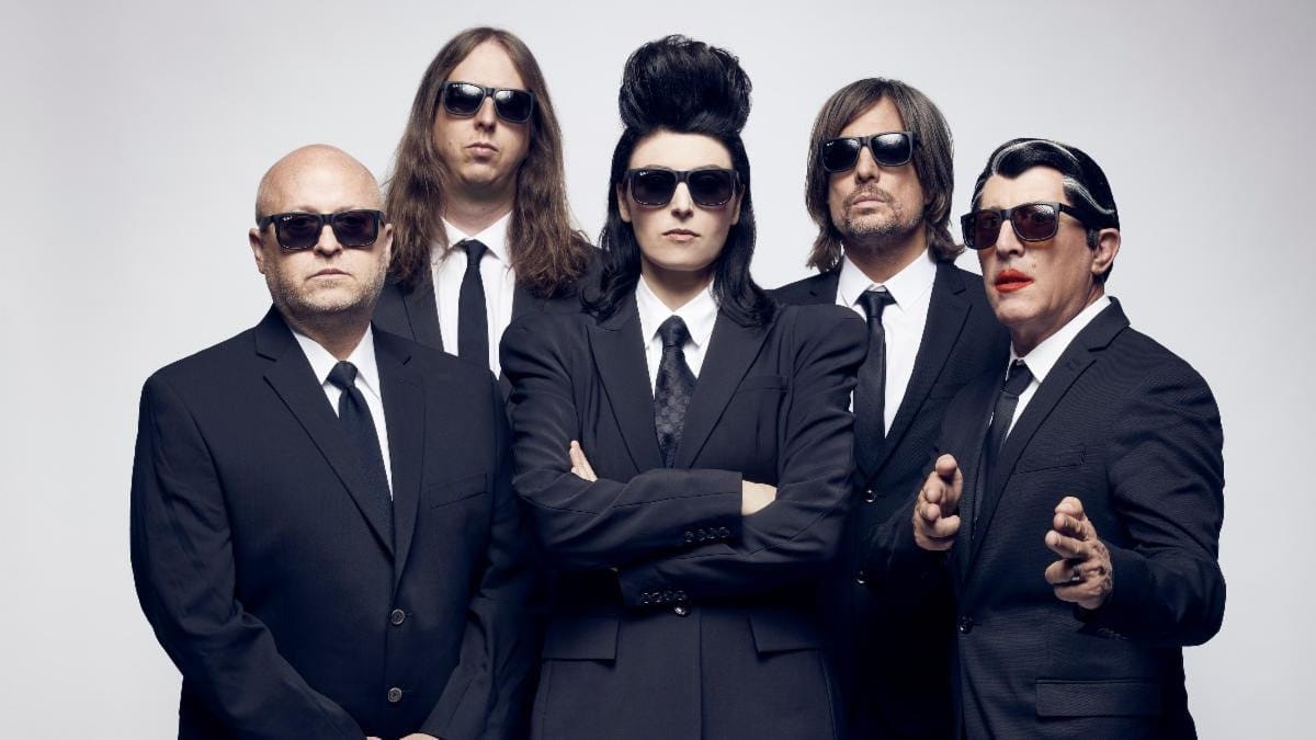Puscifer anuncia pré-estreia ao vivo de novo álbum com shows intimistas em Los Angeles