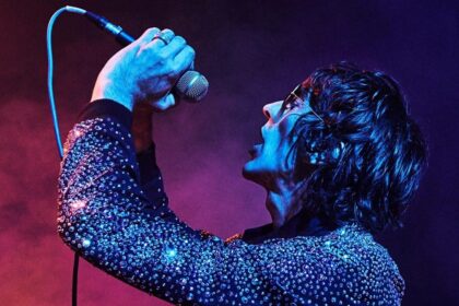 Richard Ashcroft anuncia novo álbum solo com colaboração de Mirwais