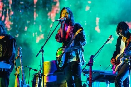Tame Impala lança “End of Summer”