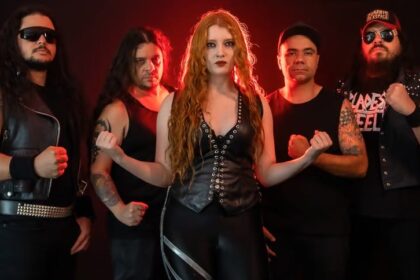 Blades of Steel lança álbum homônimo
